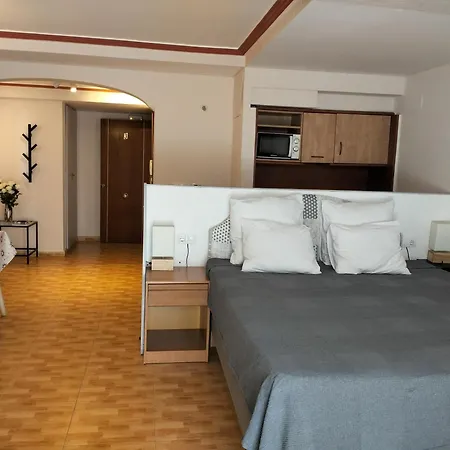 Unique 2-3 Aparthotel Torrevieja